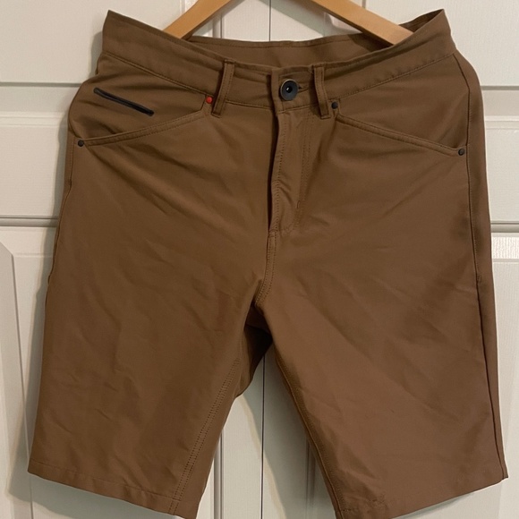 MEC Men's Beige Nylon Shorts - Picture 1 of 7